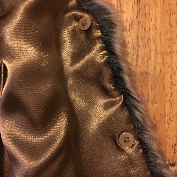 NWOT • Sassy Faux Fur Brown Vest w/ Satin Tie - Picture 3 of 4